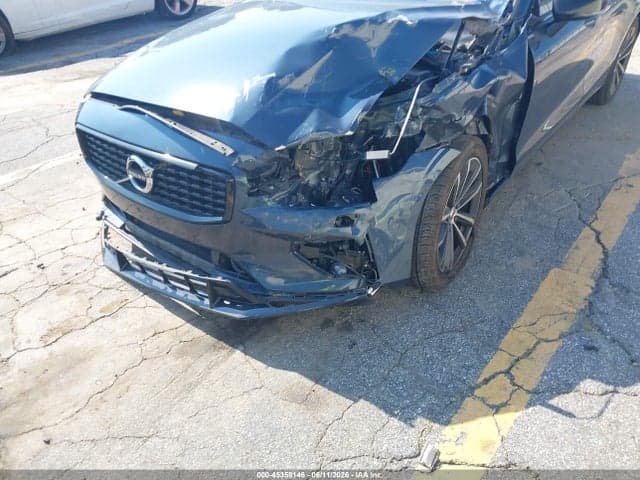 2022 VOLVO S60 B5 6
