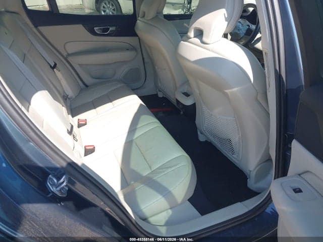 2022 VOLVO S60 B5 8