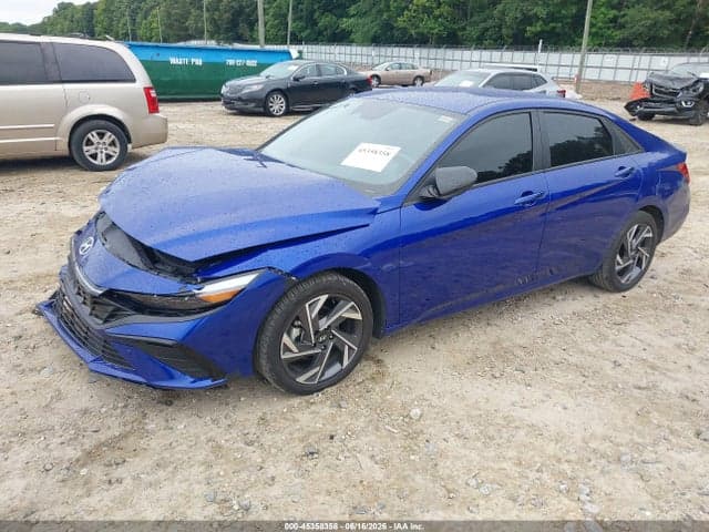 2025 HYUNDAI ELANTRA SEL SPORT 2