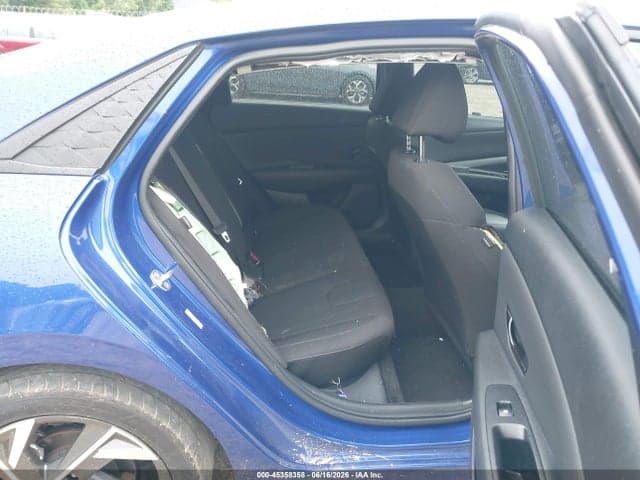 2025 HYUNDAI ELANTRA SEL SPORT 8