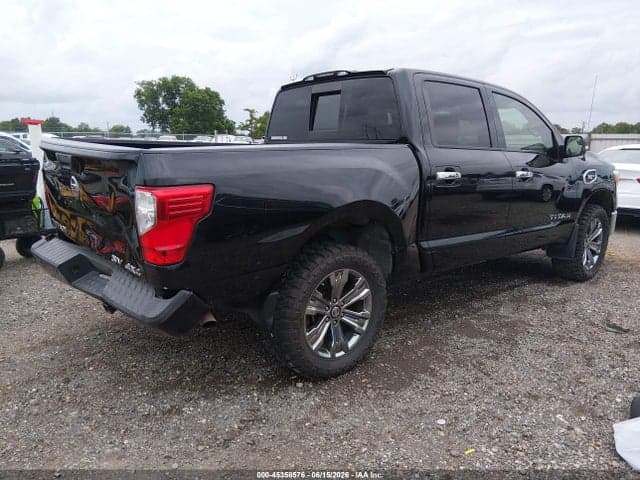 2017 NISSAN TITAN SV 4