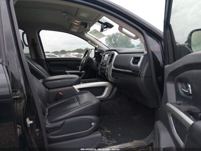 2017 NISSAN TITAN SV 5