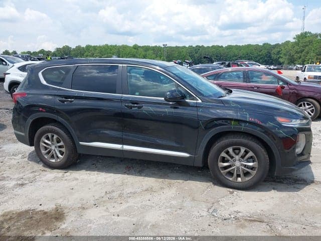 2020 HYUNDAI SANTA FE SE 13