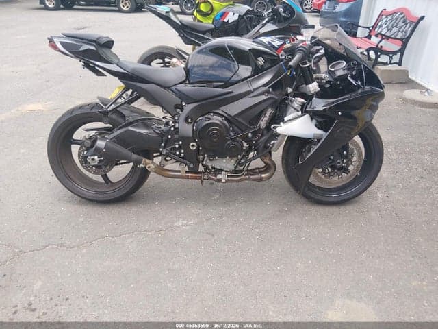 2020 SUZUKI GSX-R600 12