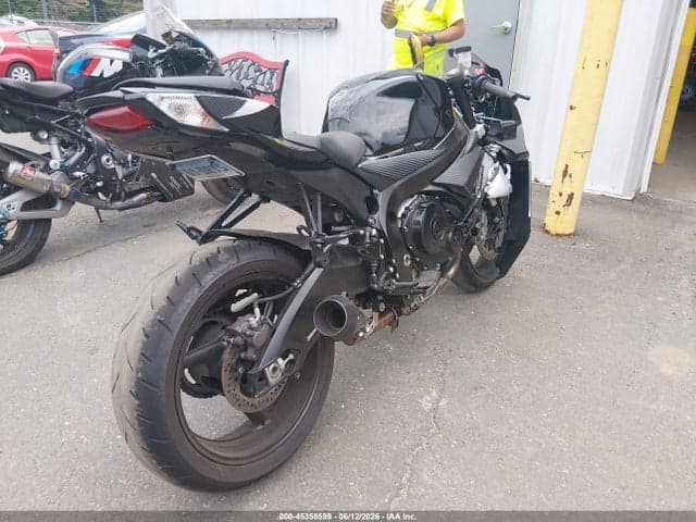 2020 SUZUKI GSX-R600 4