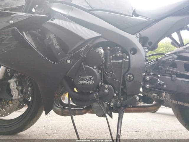 2020 SUZUKI GSX-R600 9