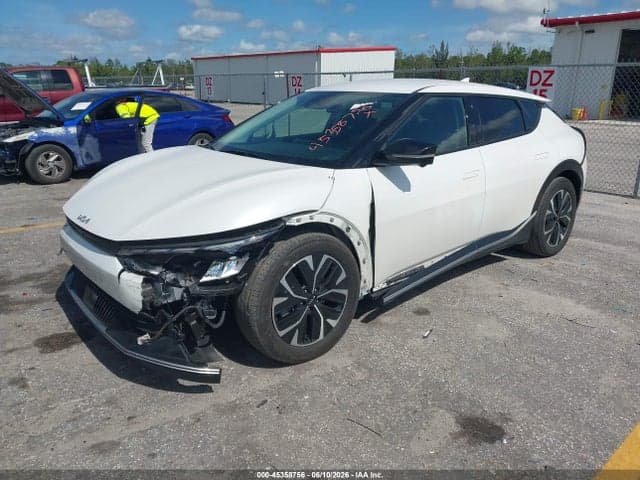 2023 KIA EV6 WIND 2