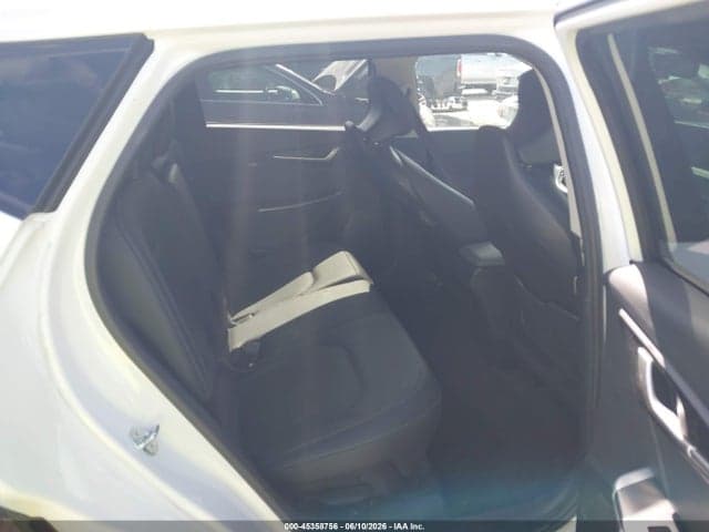 2023 KIA EV6 WIND 8