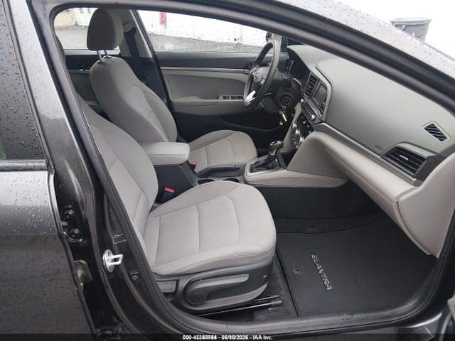 2020 HYUNDAI ELANTRA SE 5