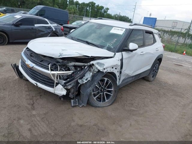 2024 CHEVROLET TRAILBLAZER FWD LT 2
