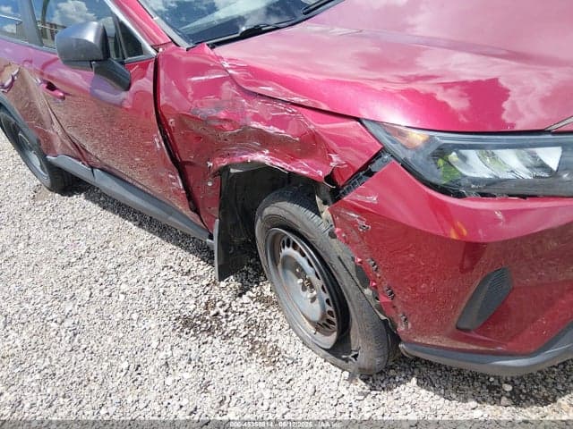 2020 TOYOTA RAV4 LE 6