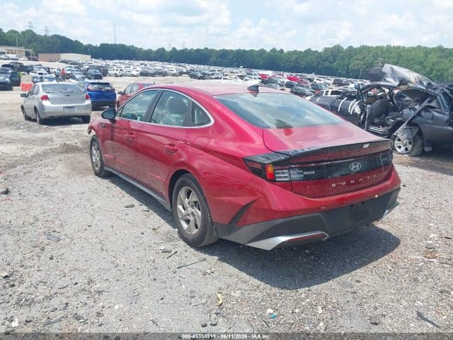 2025 HYUNDAI SONATA SE 3