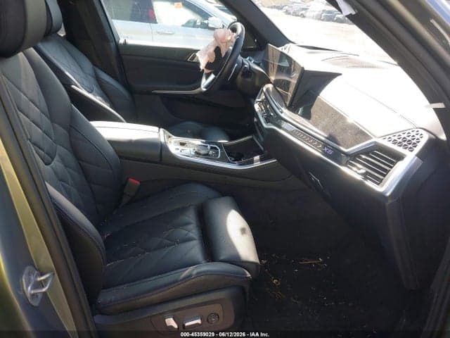 2026 BMW X5 PHEV XDRIVE50E 5