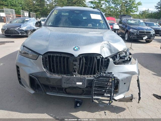 2026 BMW X5 PHEV XDRIVE50E 6