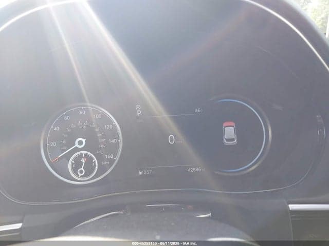 2022 GENESIS GV70 2.5T 8