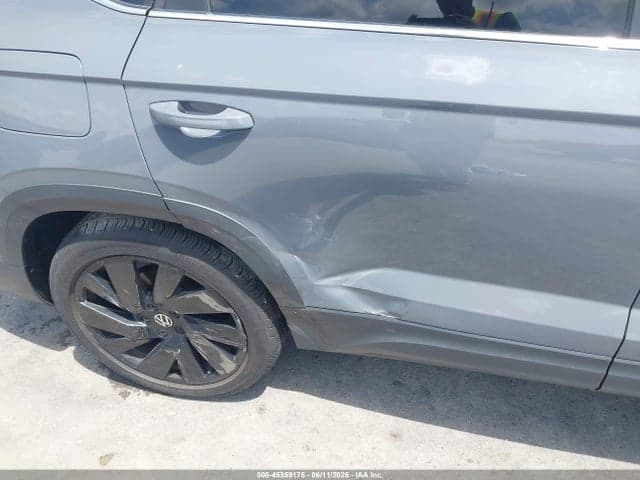 2024 VOLKSWAGEN TAOS 1.5T SE 18