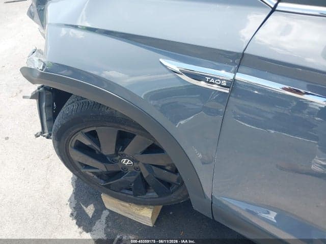 2024 VOLKSWAGEN TAOS 1.5T SE 20