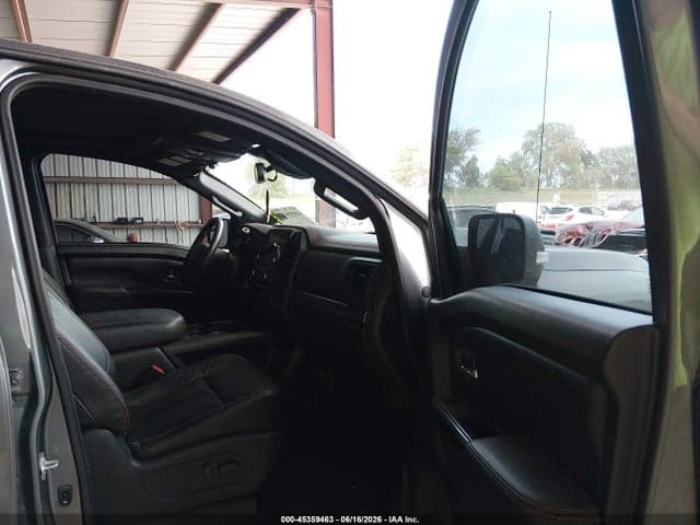 2021 NISSAN TITAN PRO-4X 4X4 5