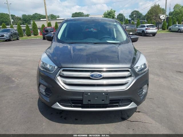 2017 FORD ESCAPE SE 16