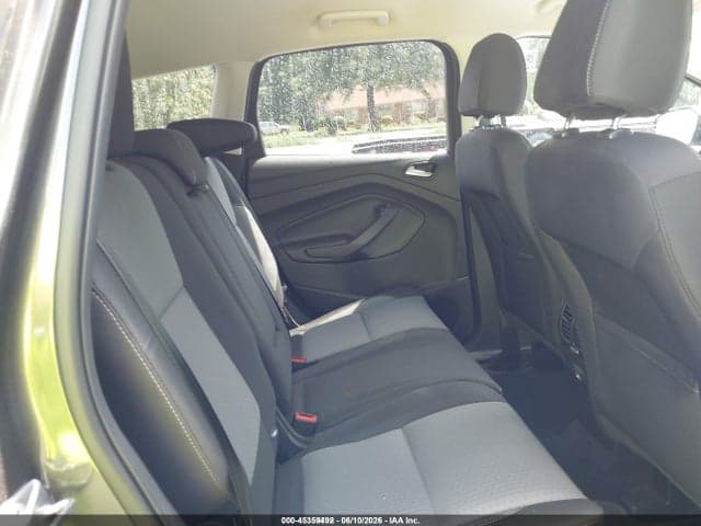 2017 FORD ESCAPE SE 8