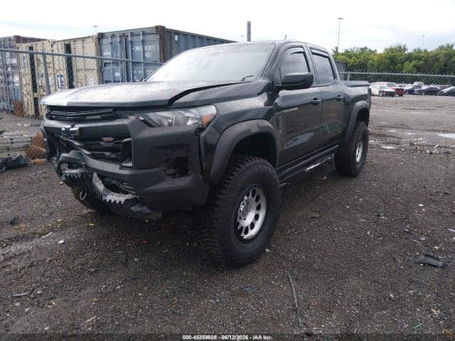 2025 CHEVROLET COLORADO 4WD TRAIL BOSS 2