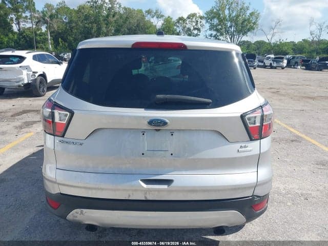2017 FORD ESCAPE SE 17