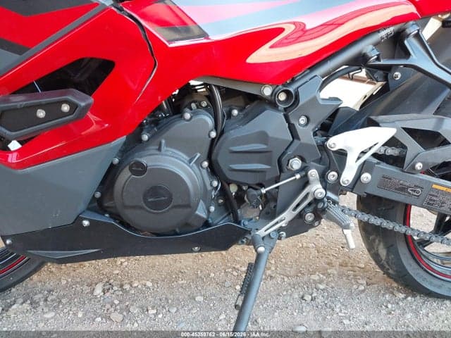 2025 KAWASAKI EX500 9