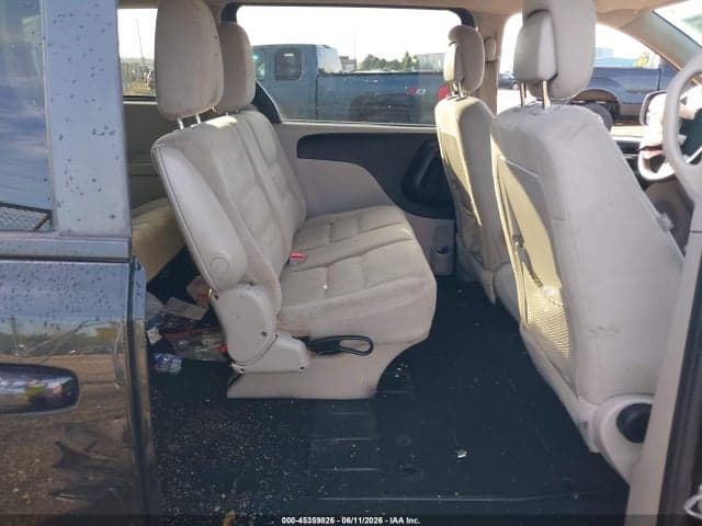 2017 DODGE GRAND CARAVAN SE 8