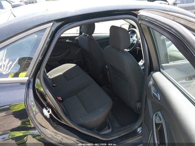 2017 FORD FOCUS SEL 9