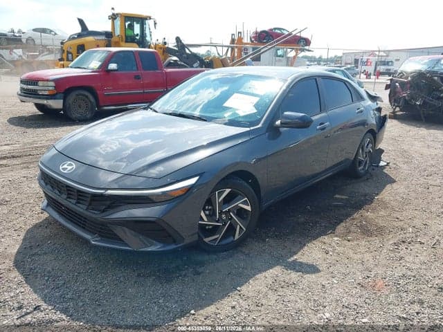 2025 HYUNDAI ELANTRA SEL SPORT 2