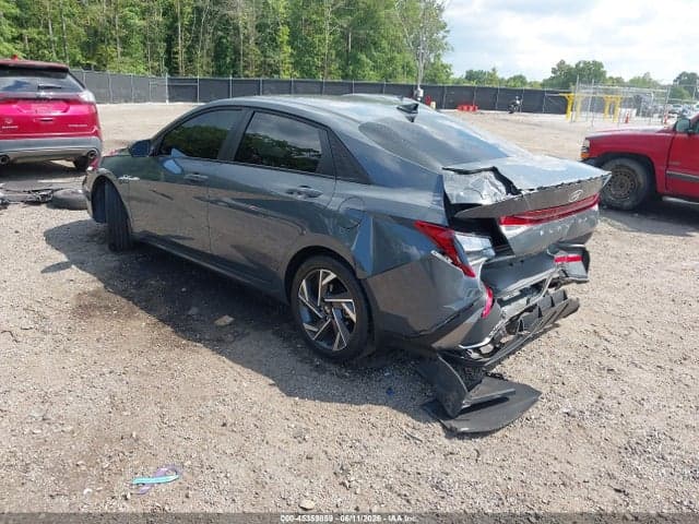 2025 HYUNDAI ELANTRA SEL SPORT 3