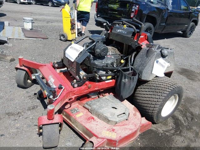 2025 EXMARK VERTEX RIDING MOWER 2