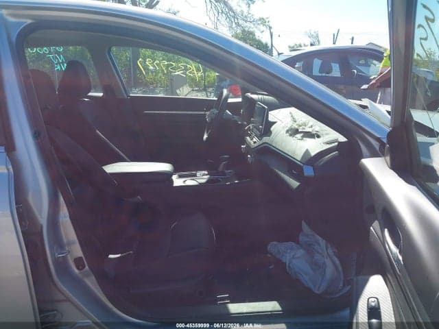 2022 NISSAN ALTIMA SV FWD 5