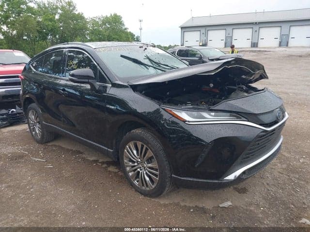 2021 TOYOTA VENZA XLE 1