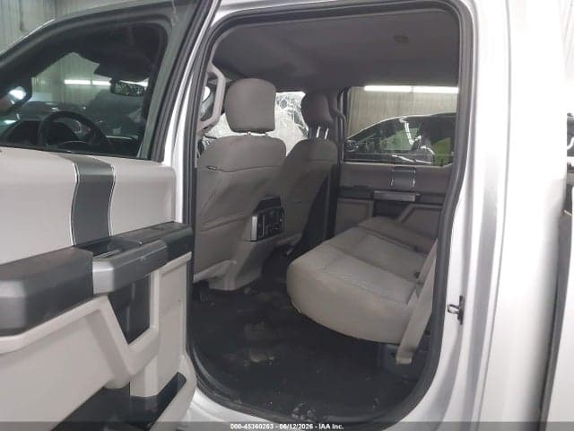 2017 FORD F-150 XLT 8