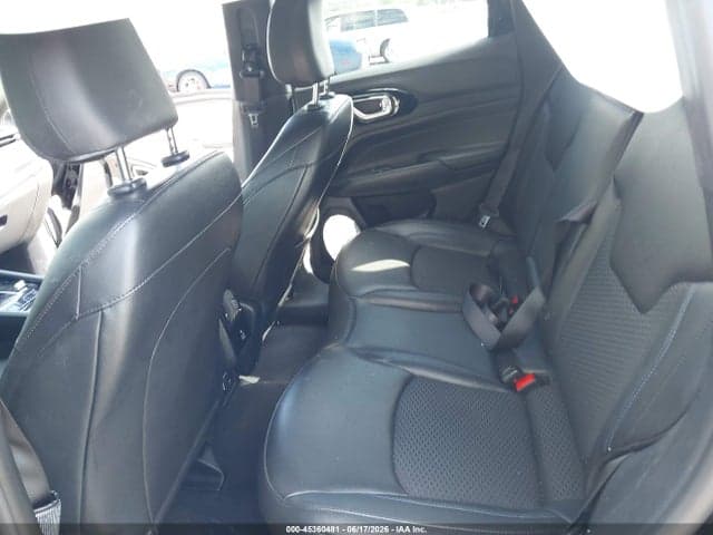2026 JEEP COMPASS LATITUDE 8