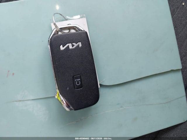 2022 KIA SELTOS S 11