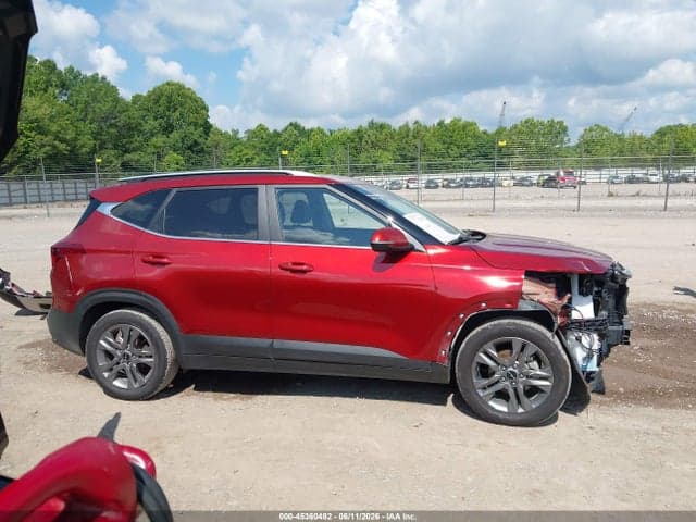 2022 KIA SELTOS S 13