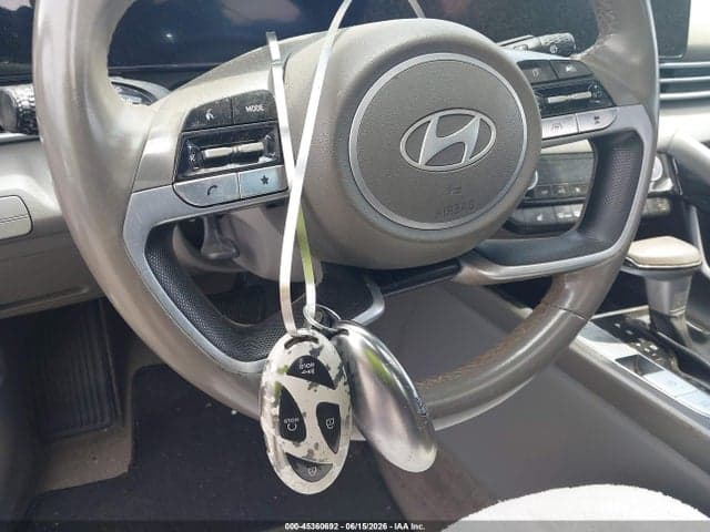 2024 HYUNDAI ELANTRA SEL 11