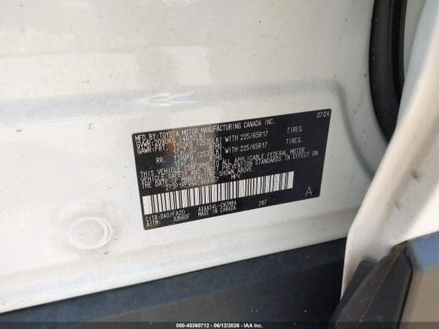2024 TOYOTA RAV4 XLE 9