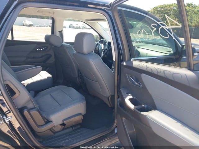 2021 CHEVROLET TRAVERSE AWD LT LEATHER 8