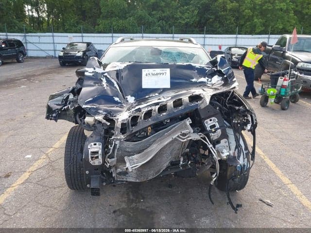 2019 JEEP CHEROKEE LIMITED 4X4 12