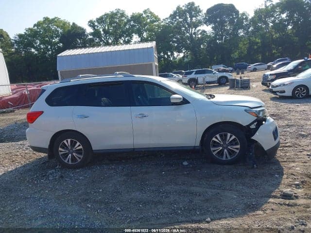 2017 NISSAN PATHFINDER SL 12