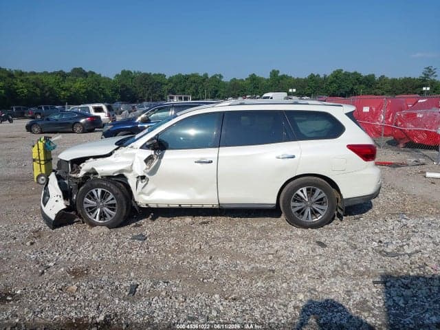 2017 NISSAN PATHFINDER SL 13