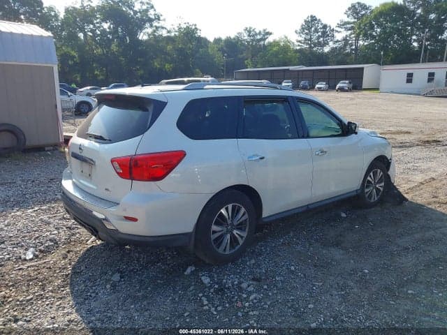 2017 NISSAN PATHFINDER SL 4