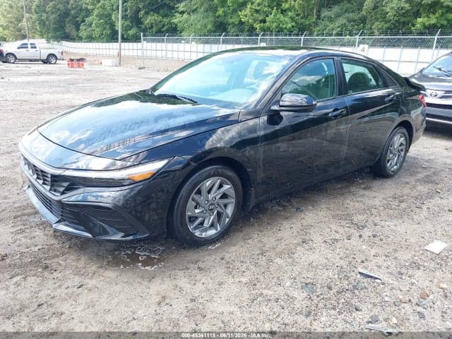 2024 HYUNDAI ELANTRA SEL 2
