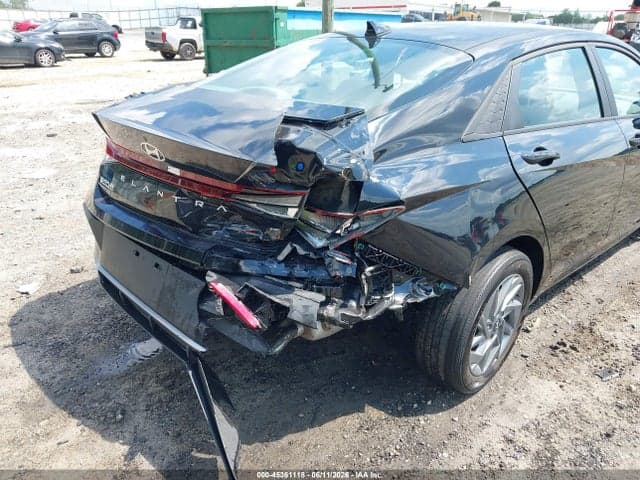 2024 HYUNDAI ELANTRA SEL 6