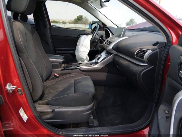 2018 MITSUBISHI ECLIPSE CROSS 6