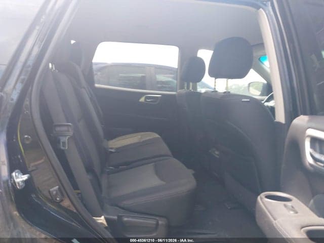 2017 NISSAN PATHFINDER SV 8