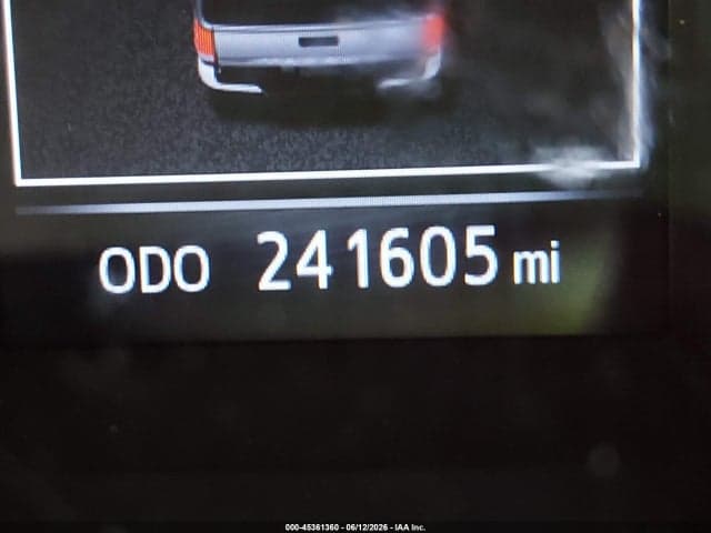 2018 TOYOTA TACOMA SR V6 14